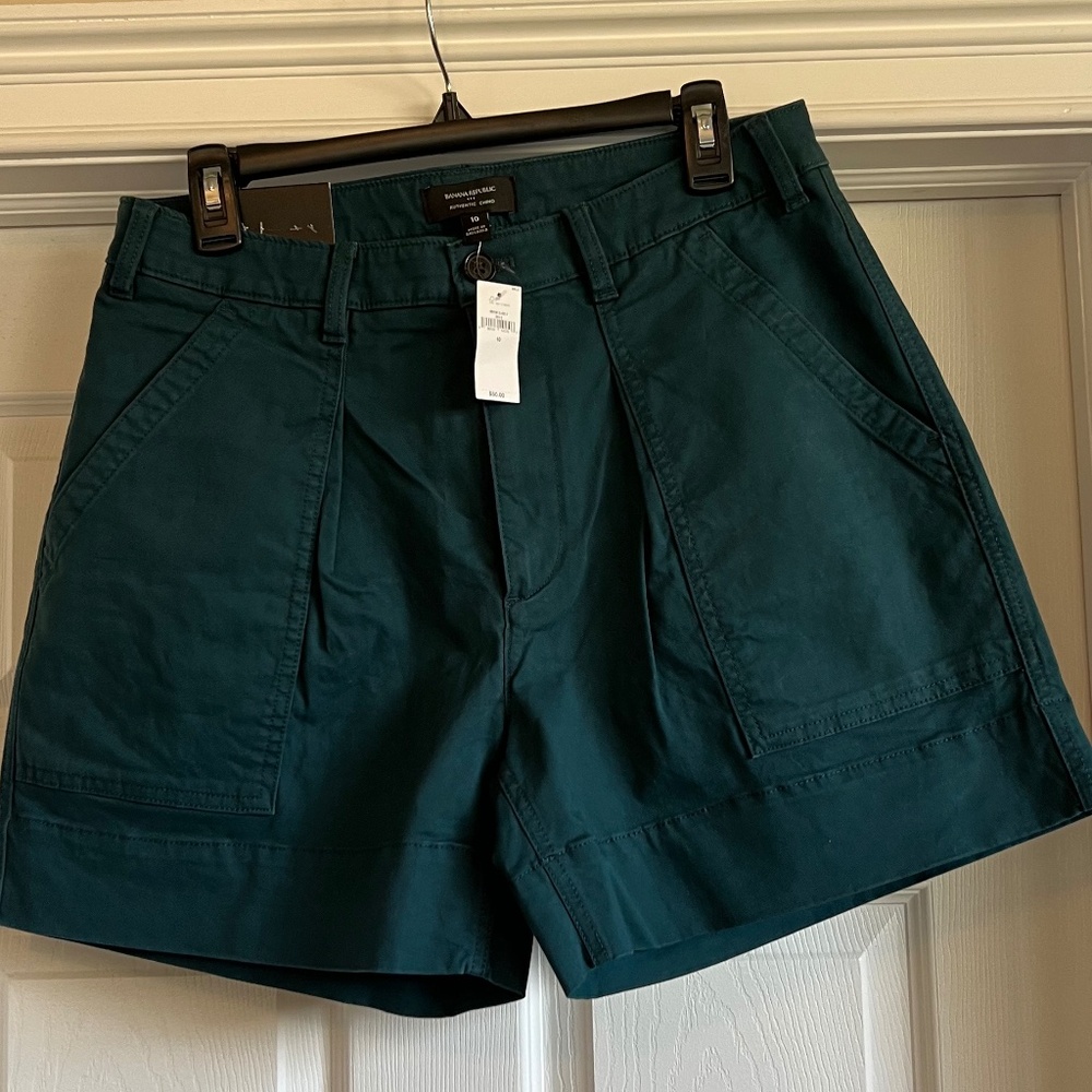 Banana Republic Chino Utility Shorts NWT